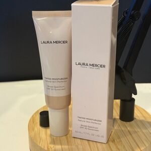 Laura Mercier • Tinted Moisturizer Natural Skin Perfector 2C1 Blush SPF 30 1.7oz